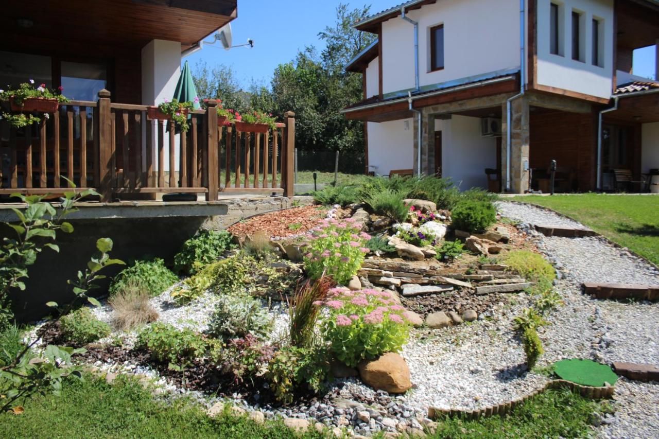 Курортные отели Sinjirite Complex Елена-23
